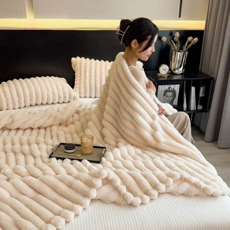 Luxurious All-Season Faux Rabbit Fur Throw Blanket – Ultra-Soft Flannel, Warm & Cozy for Couch, Bed, and Travel - CartRare