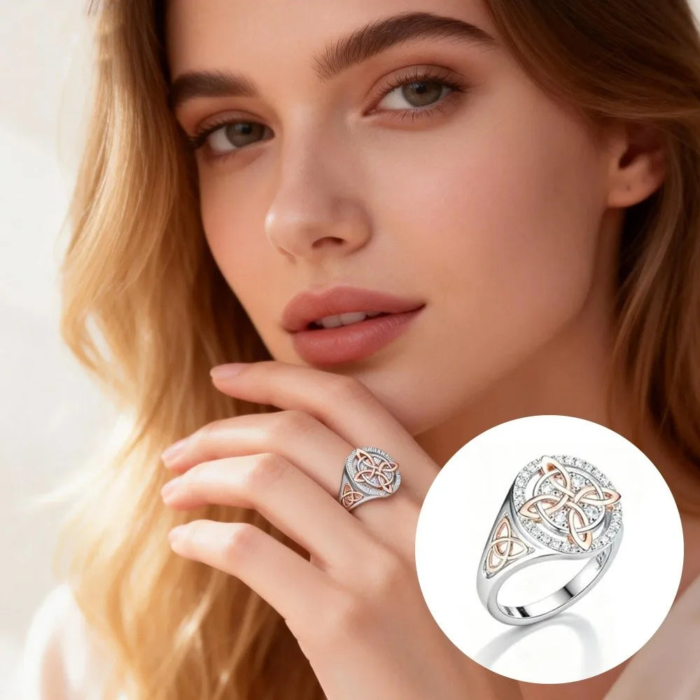 Luxury Sparkling Cubic Zircon Silver Ring – Modern Geometric Jewelry Design