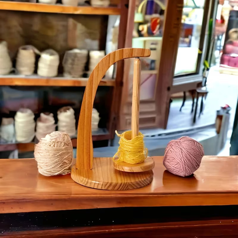 Floating Magnetic Yarn Holder for Men & Women – Anti-Tangle Knitting & Crochet Accessory