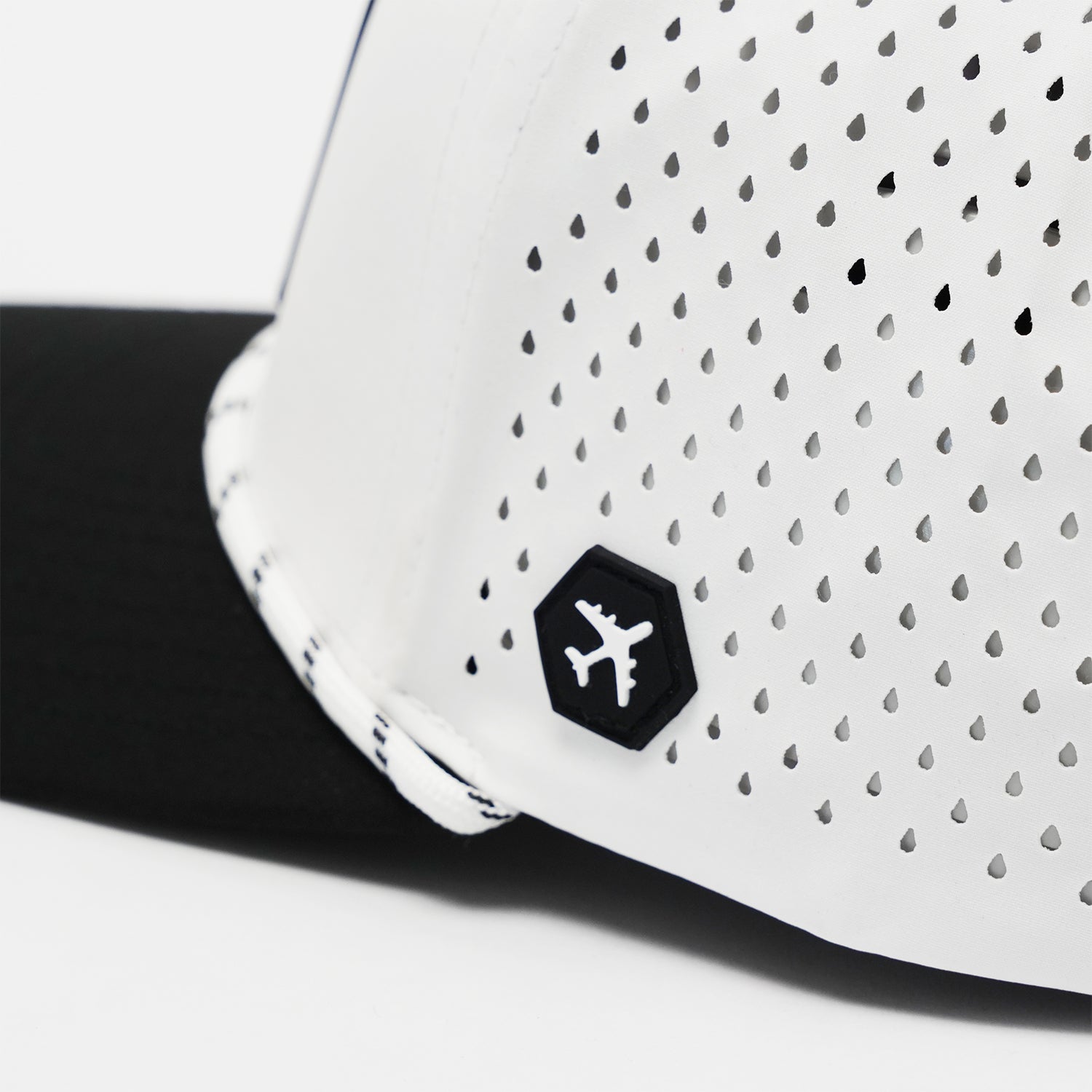 Valencia - Performance Stamps - White/Black