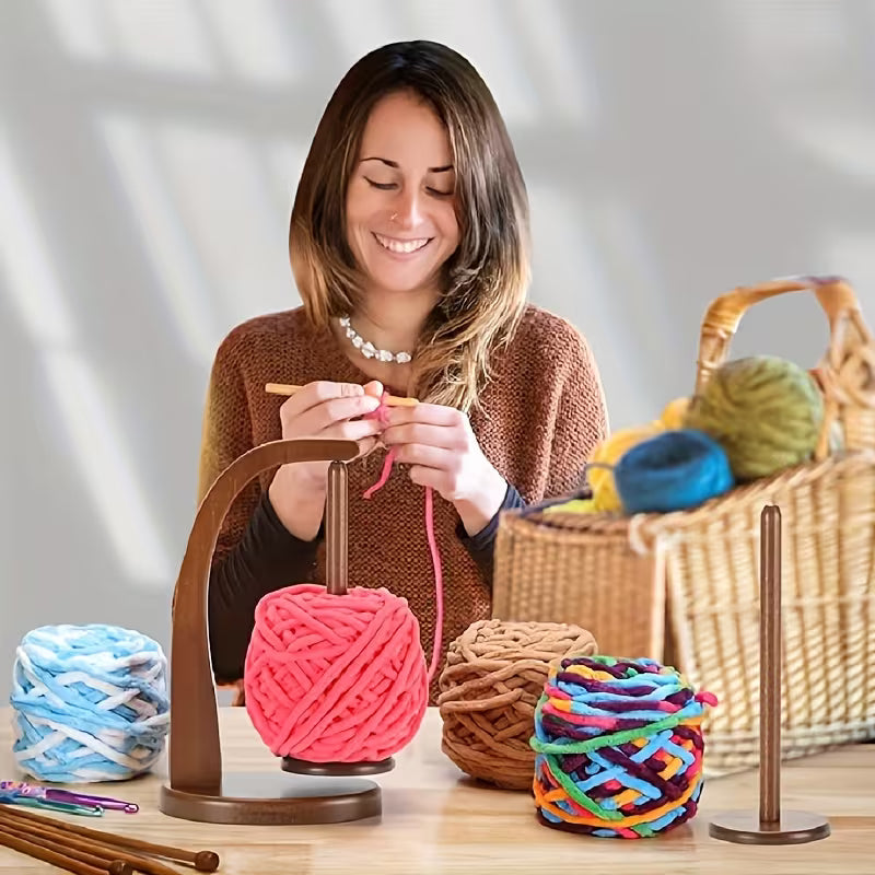 Floating Magnetic Yarn Holder for Men & Women – Anti-Tangle Knitting & Crochet Accessory