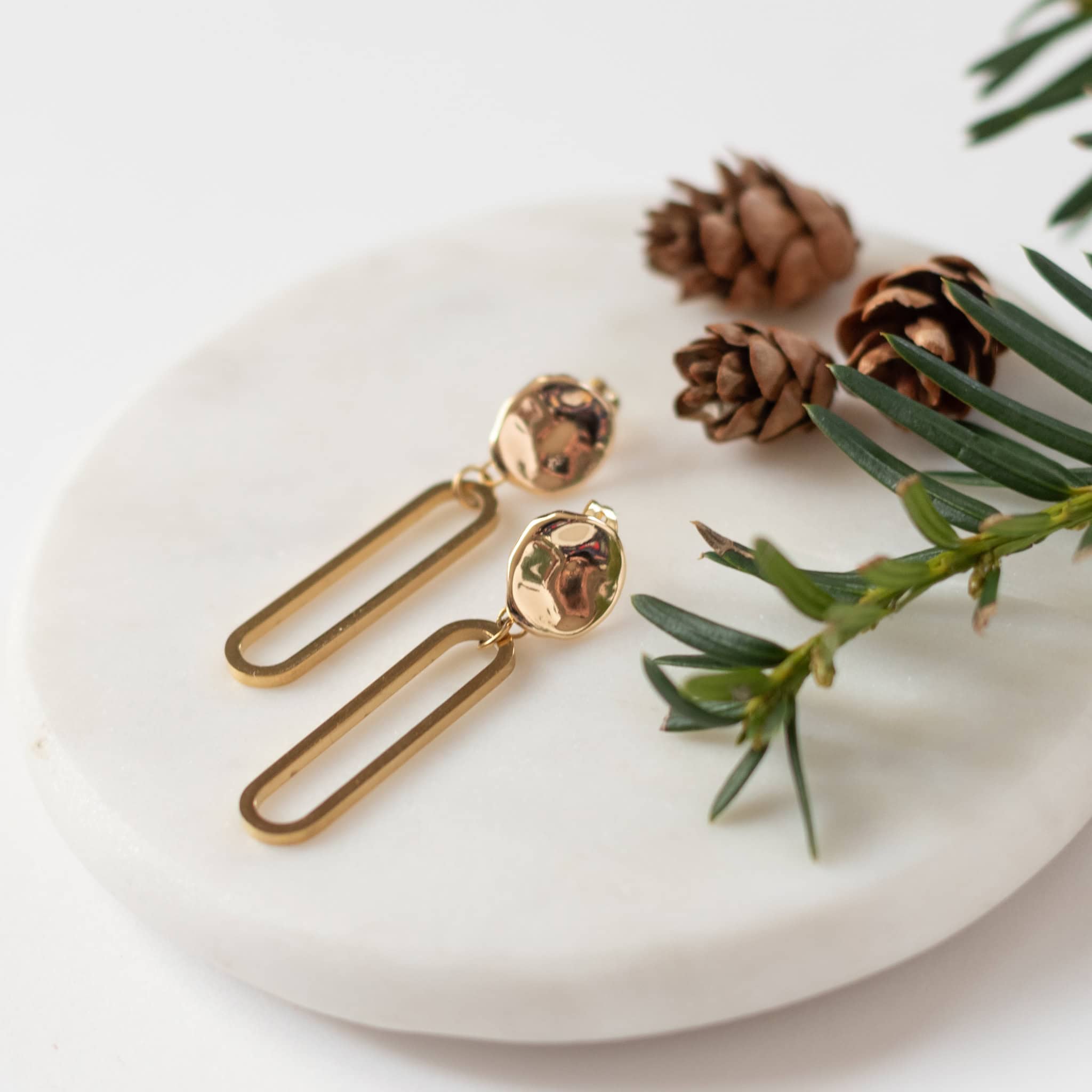Gold Cleo Earrings