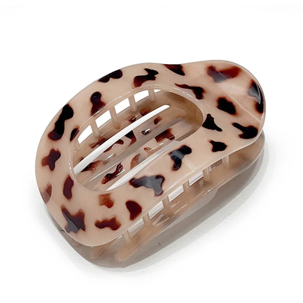 Leopard Matte Oval Hair Claw Clip – Curved Acrylic Barrette for Women’s Everyday Styling